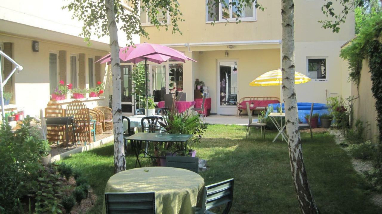 Maison Saint Louis Paray-le-Monial Exterior photo